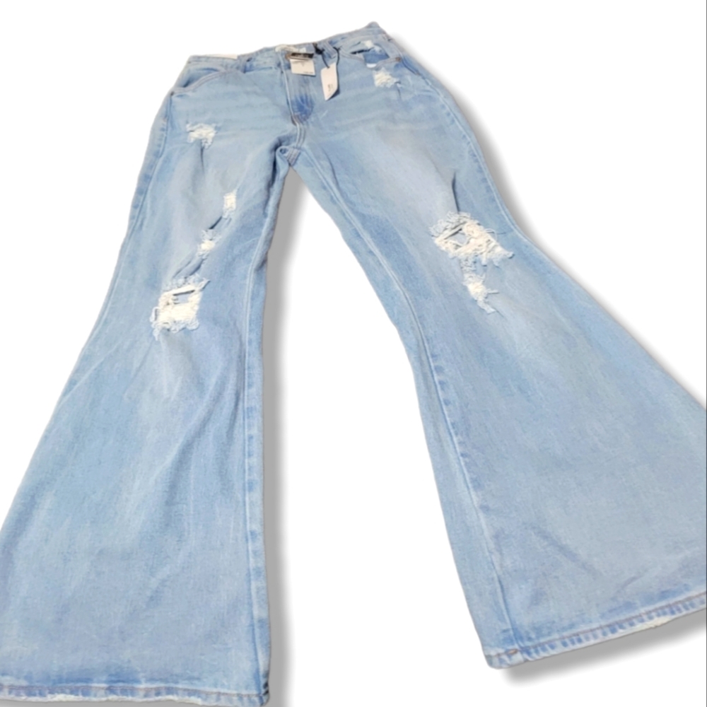 Rue21 Size 7 juniors stone washed denim bell bottoms. - Picture 7 of 10
